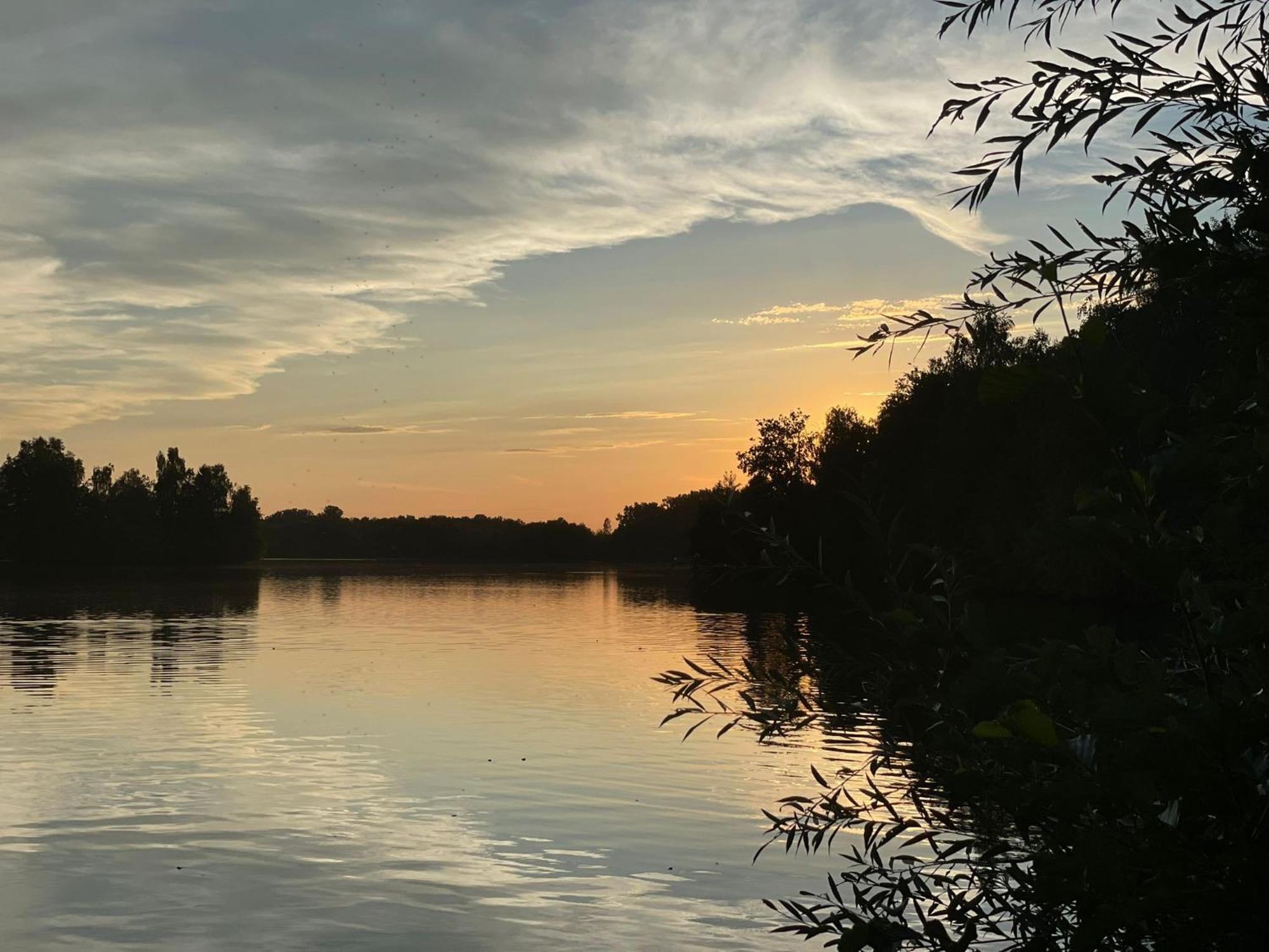 G.a.d.d 001 Glueck An Der Donau